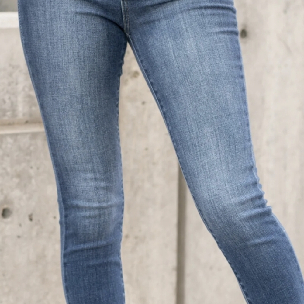 Judy Blue Skinny Jeans Blue Stretchy Denim